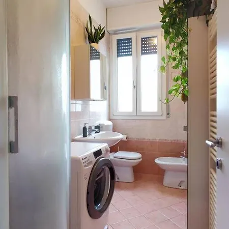 Brodolinas: Bilocale Esclusivo Con Vista Apartment Bologna Exterior photo